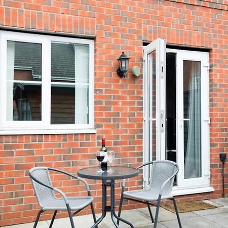 Walsall Group Accommodation Екстер'єр фото