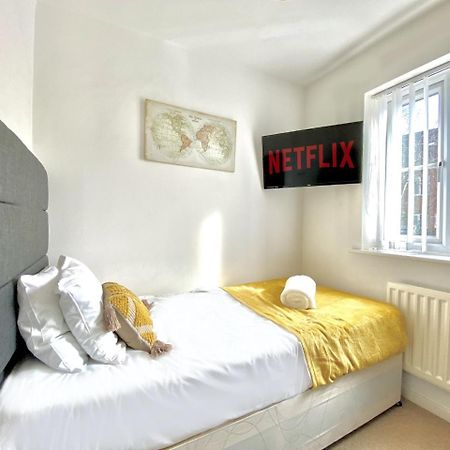 Walsall Group Accommodation Екстер'єр фото