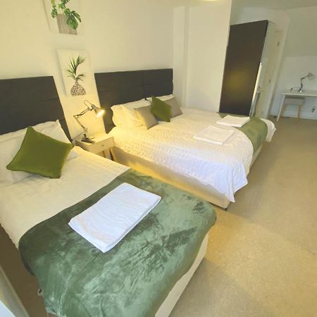 Walsall Group Accommodation Екстер'єр фото