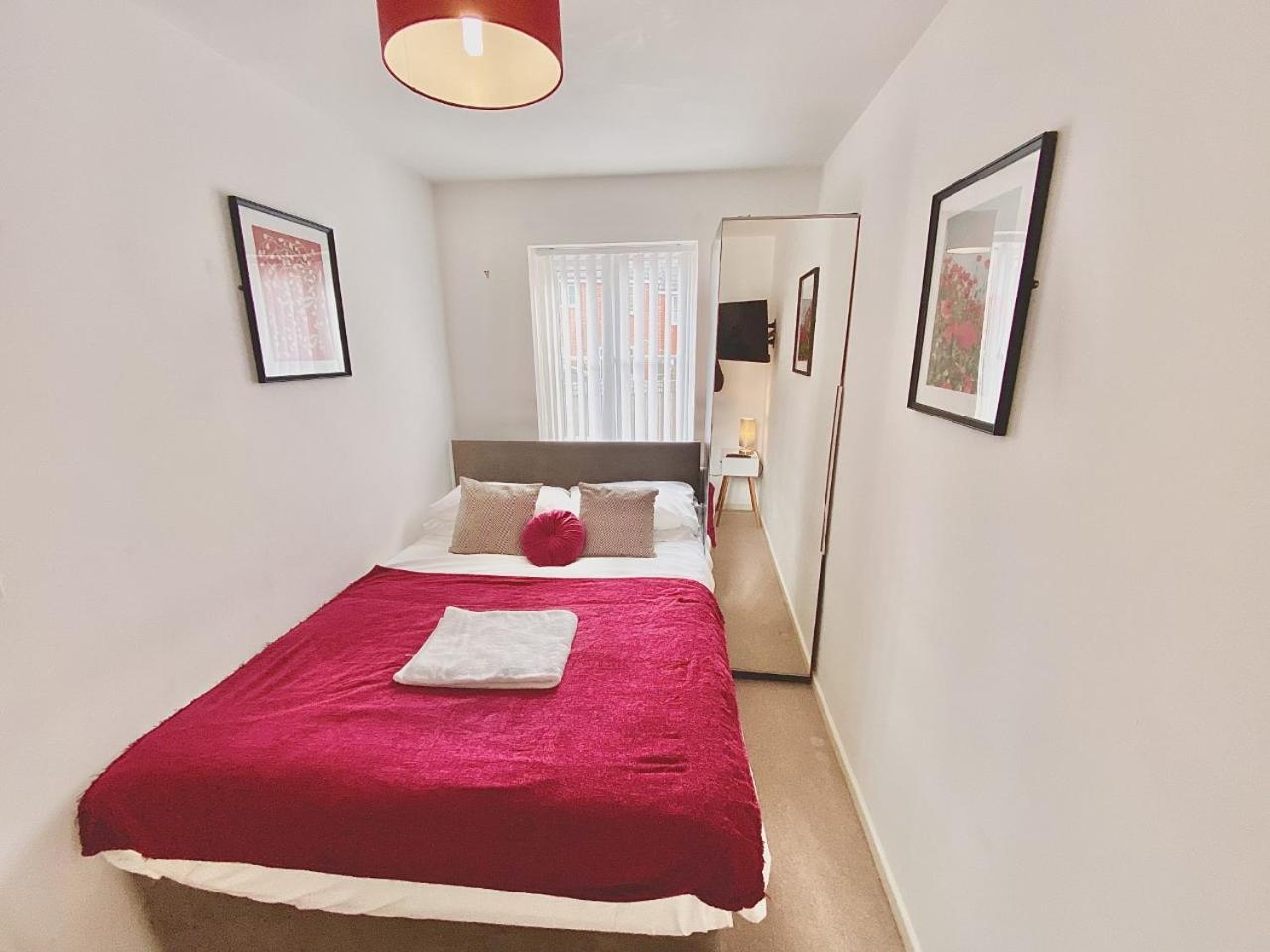 Walsall Group Accommodation Екстер'єр фото