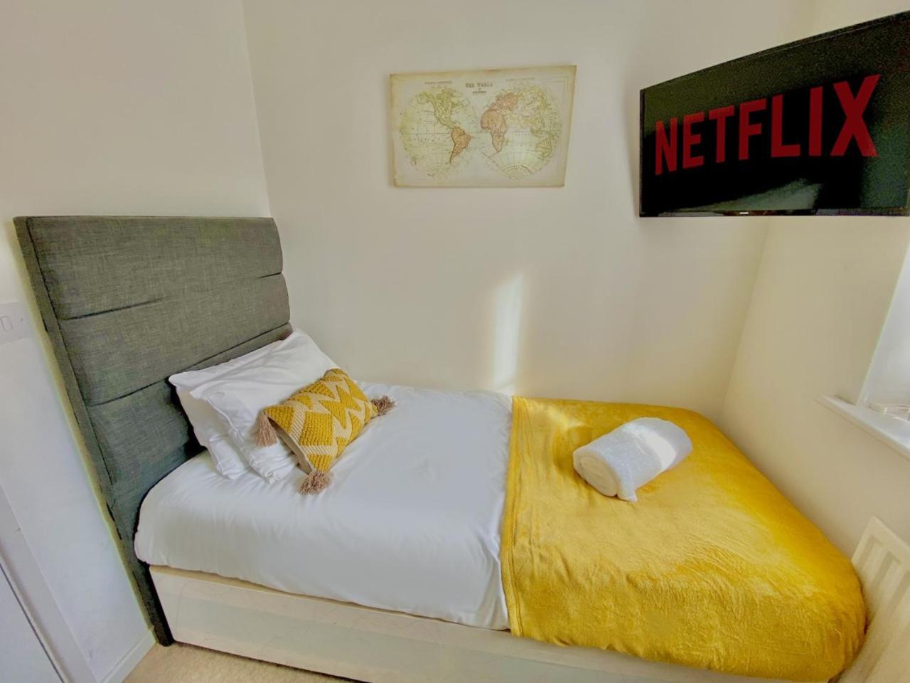 Walsall Group Accommodation Екстер'єр фото