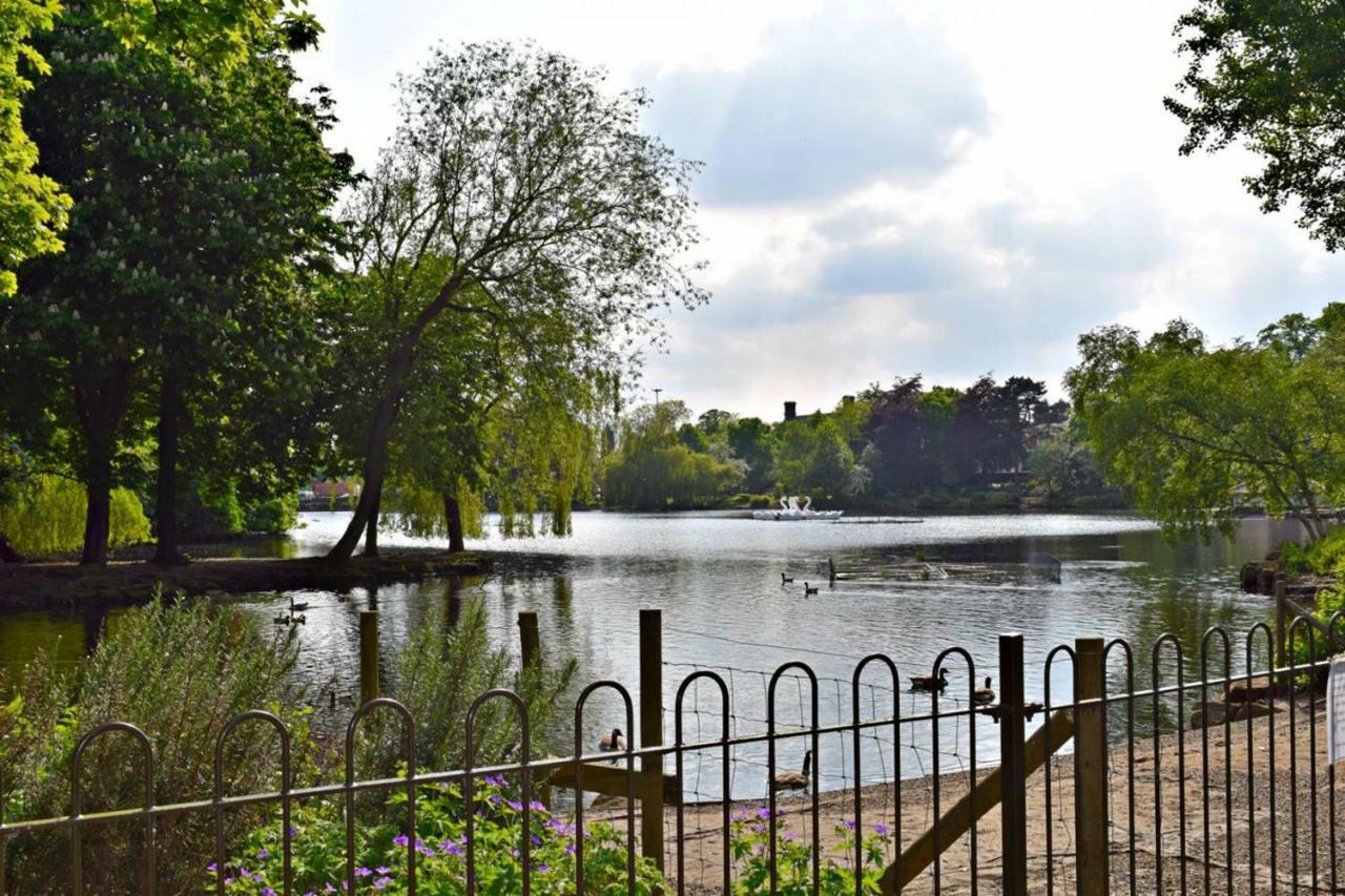 Walsall Group Accommodation Екстер'єр фото